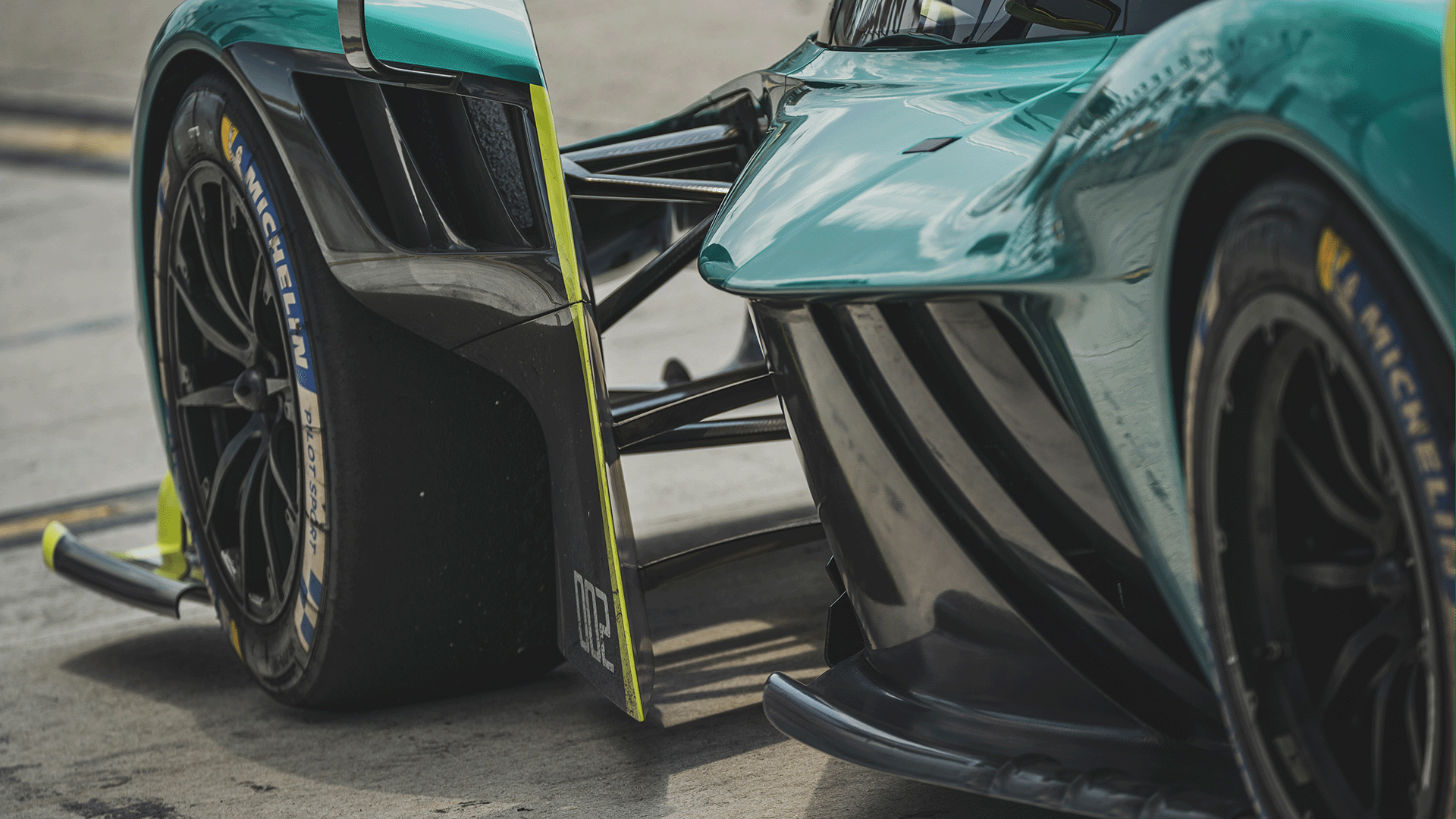 Aston Martin Valkyrie Track Drive 10