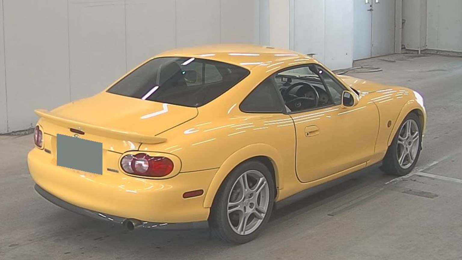 Spannende Mazda Miata Hardtop Ebenbildnull