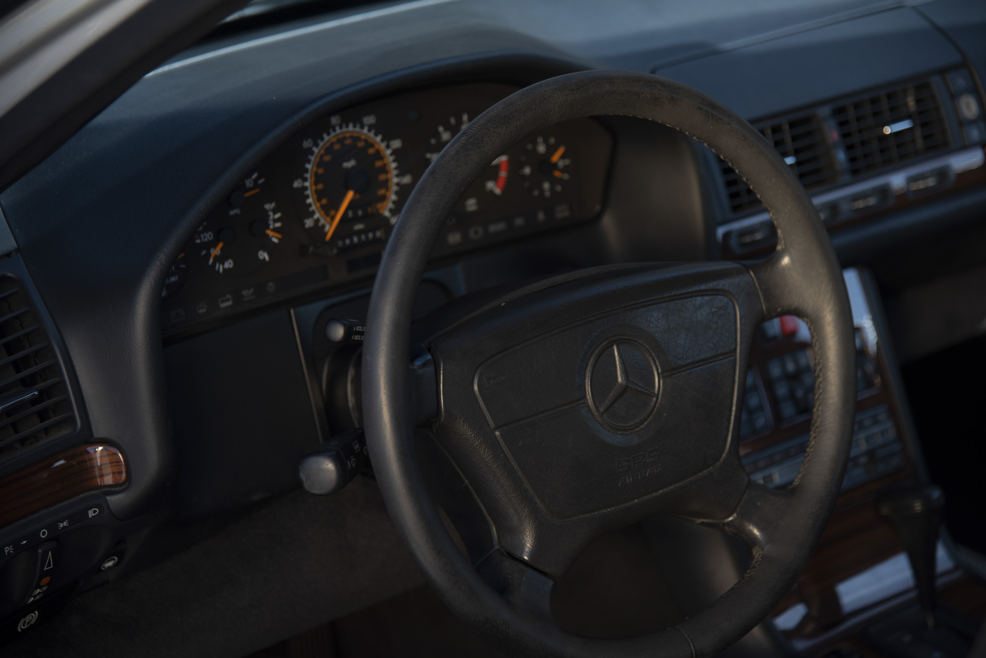 Mercedes W140 interior
