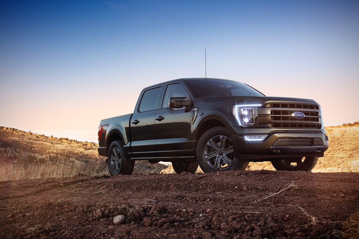 How to Turn Your V8 Ford F-150 Into a Budget Raptor R