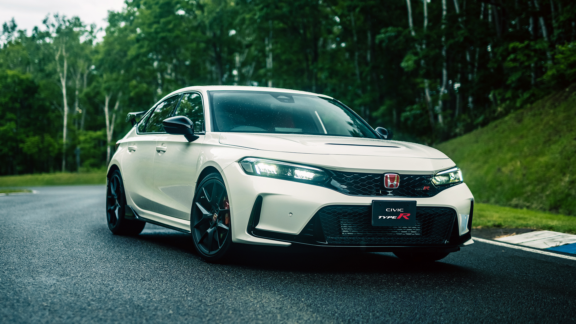02-2023-Honda-Civic-Type-R-
