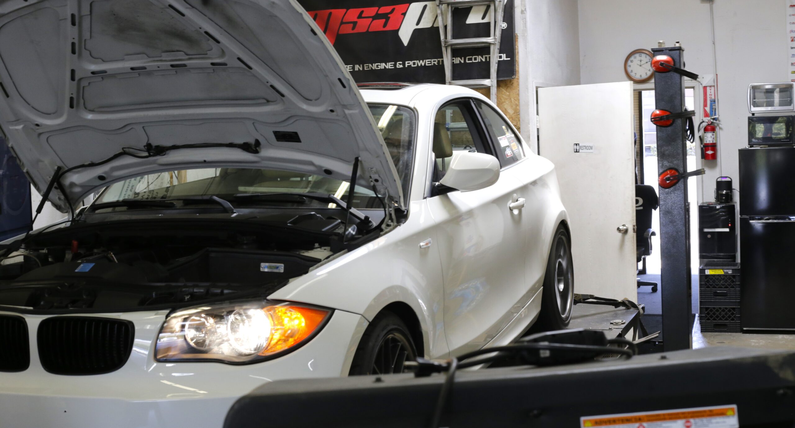 BMW 128i dyno