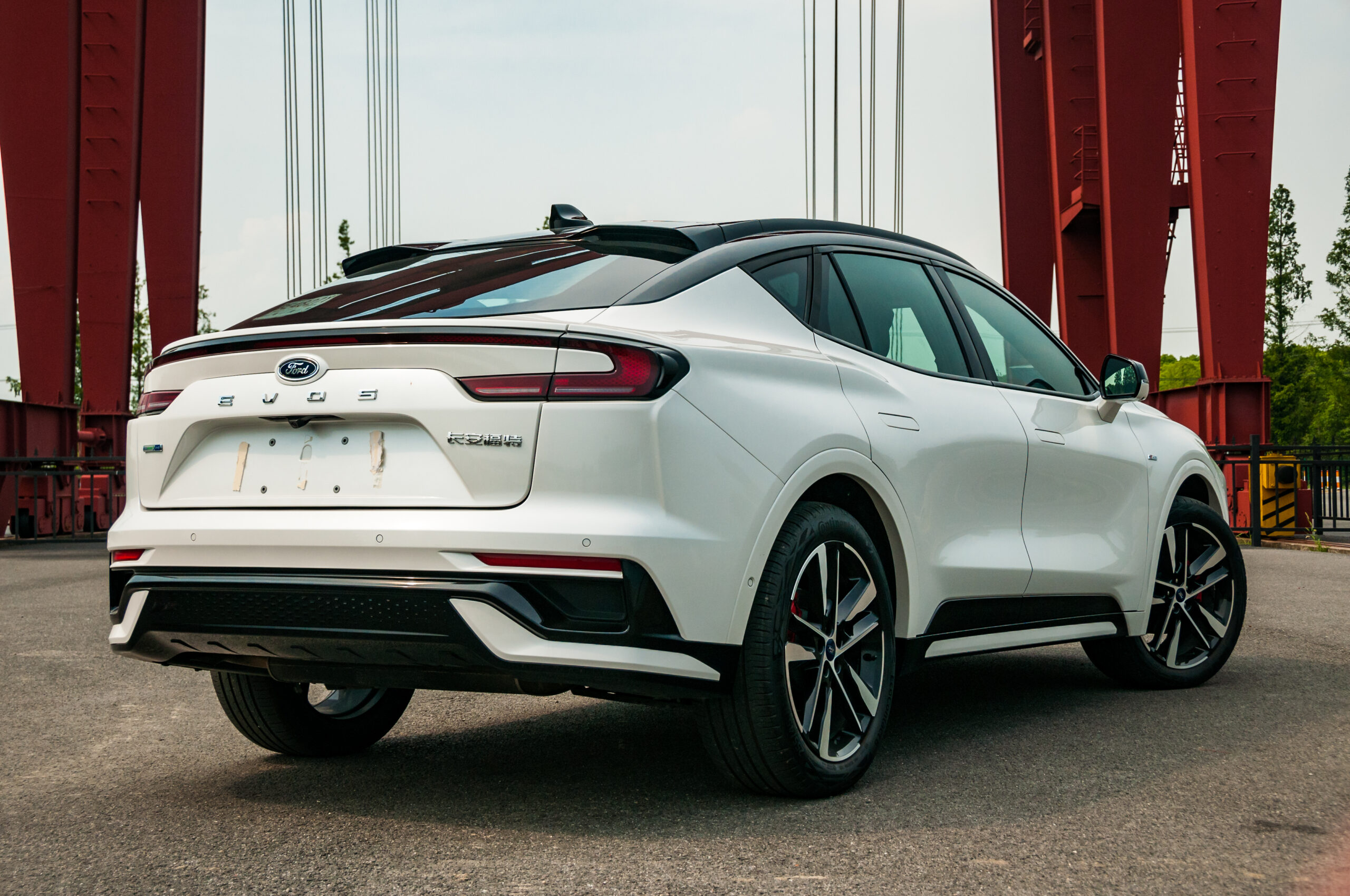 Lin LiFLEX II 766 for precise mechanical machining | LiCON