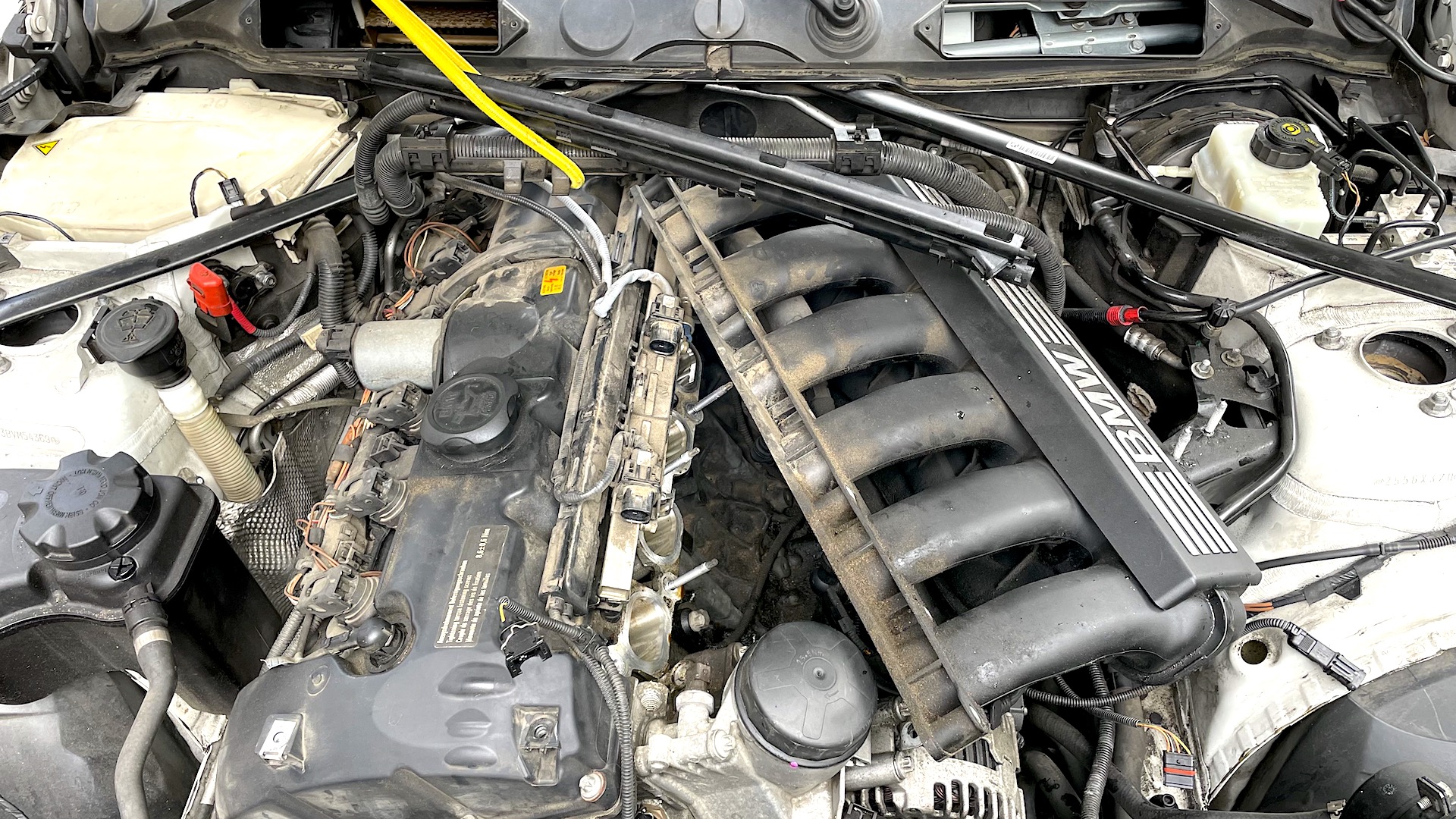 bmw 1 series intake manifold 128i