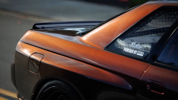 This 930-HP R32 Nissan GT-R In Dry Carbon Midnight Purple Is a Million ...