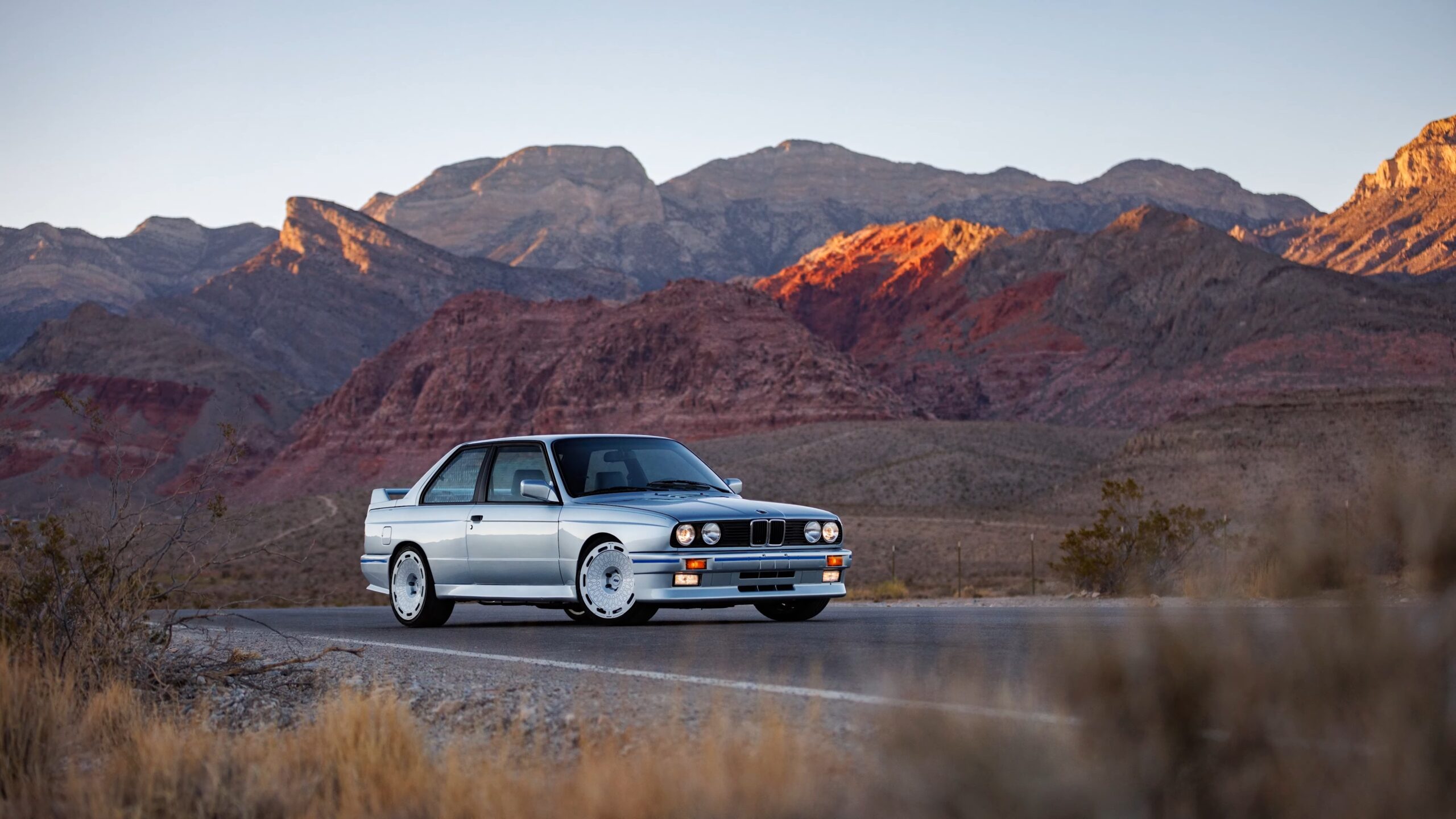 $350,000 BMW E30 M3 Build Packs an M5 V10 With 625 HP