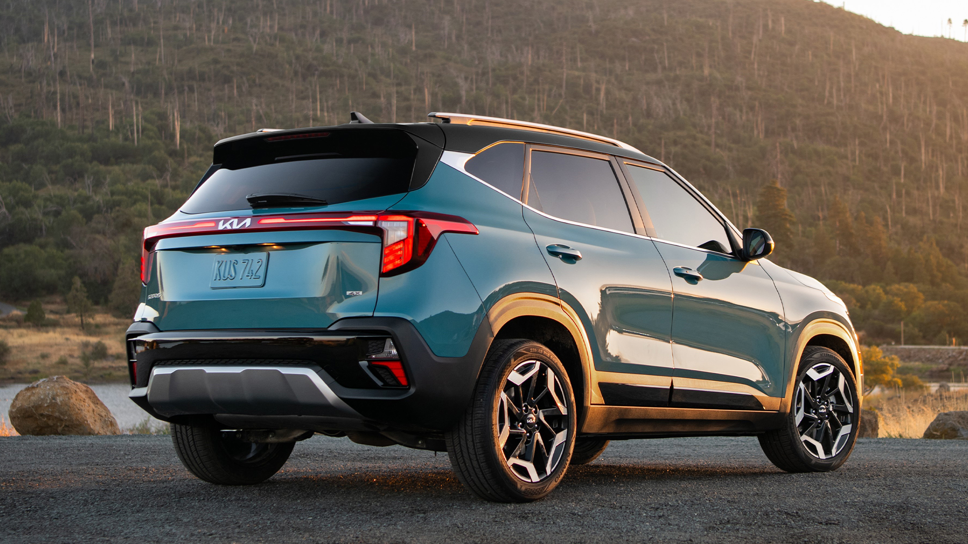 2024 Kia Seltos Rear 3/4