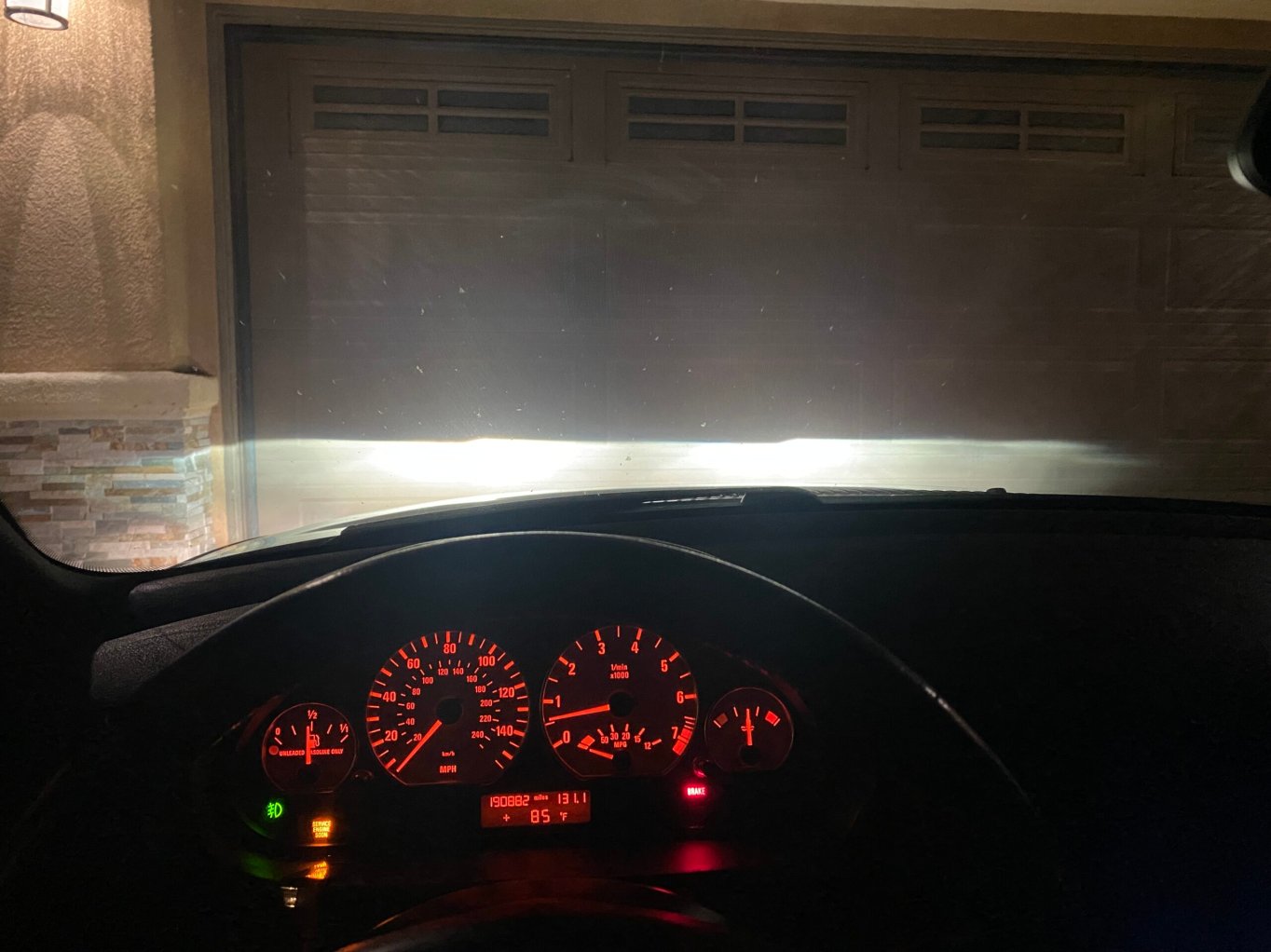The Difference Between Halogen, HID, and LED Light Bulbs