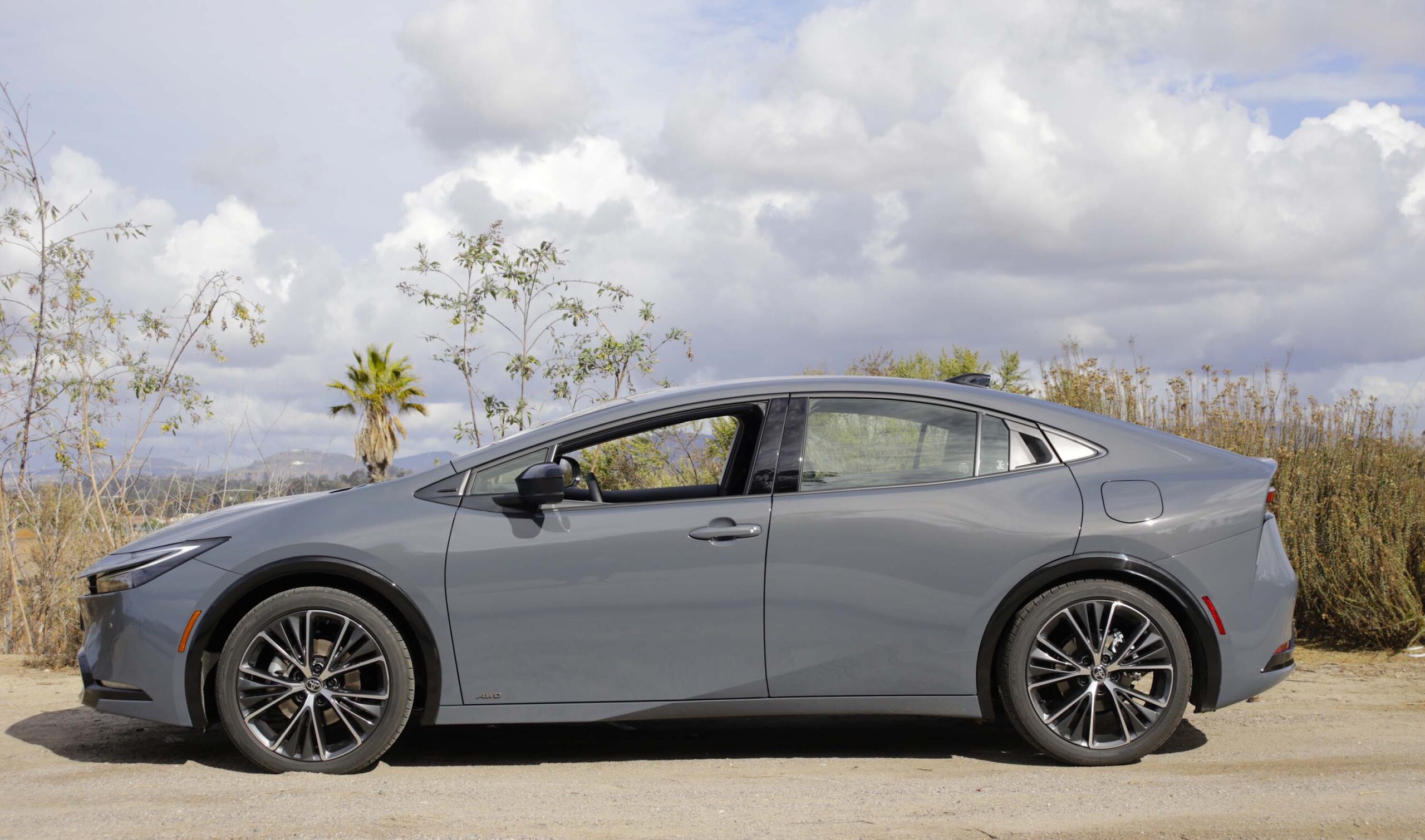 2023 toyota prius first drive side view
