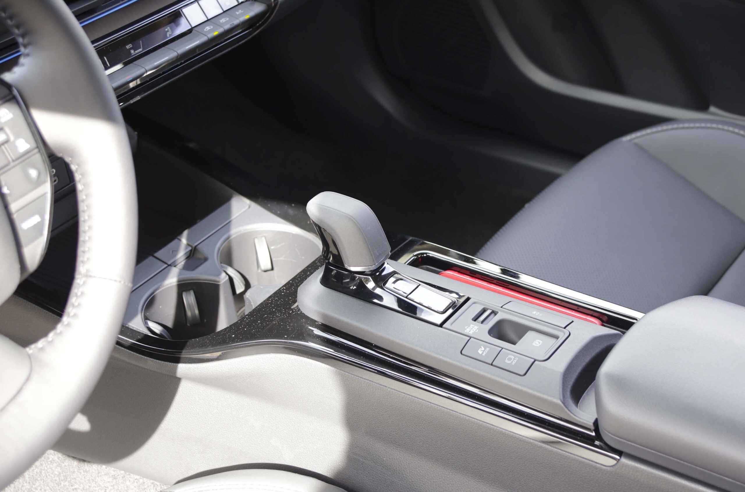2023 toyota prius first drive center console