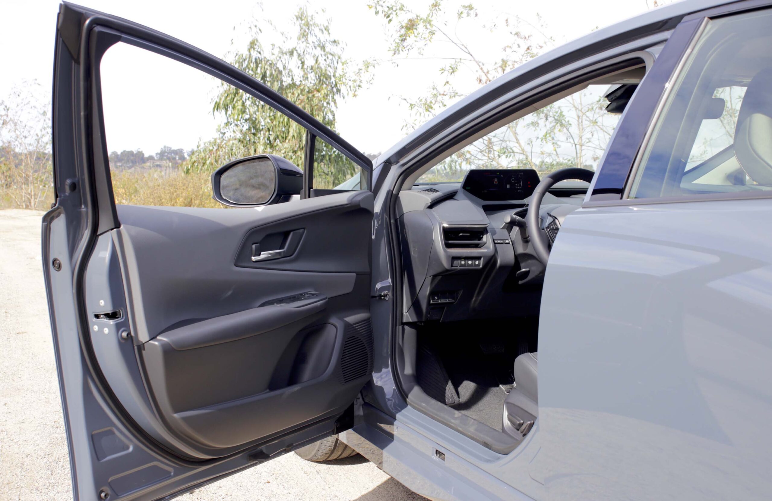 2023 toyota prius first drive door