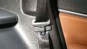 The 2023 Kia Telluride Has a Smart Solution for a Dumb Seat Belt Problem