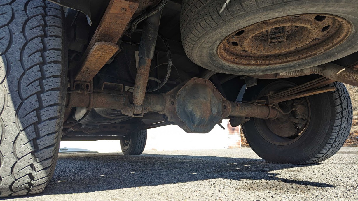 Leaf Springs vs. Coil Springs: Which is Better?