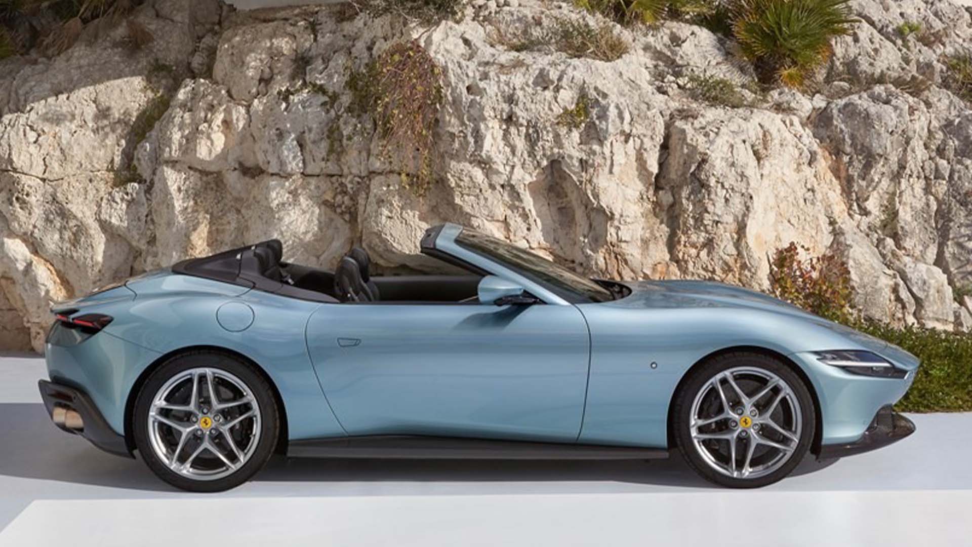 2024 Ferrari Roma Spider: Maranello's First Soft Top in Five