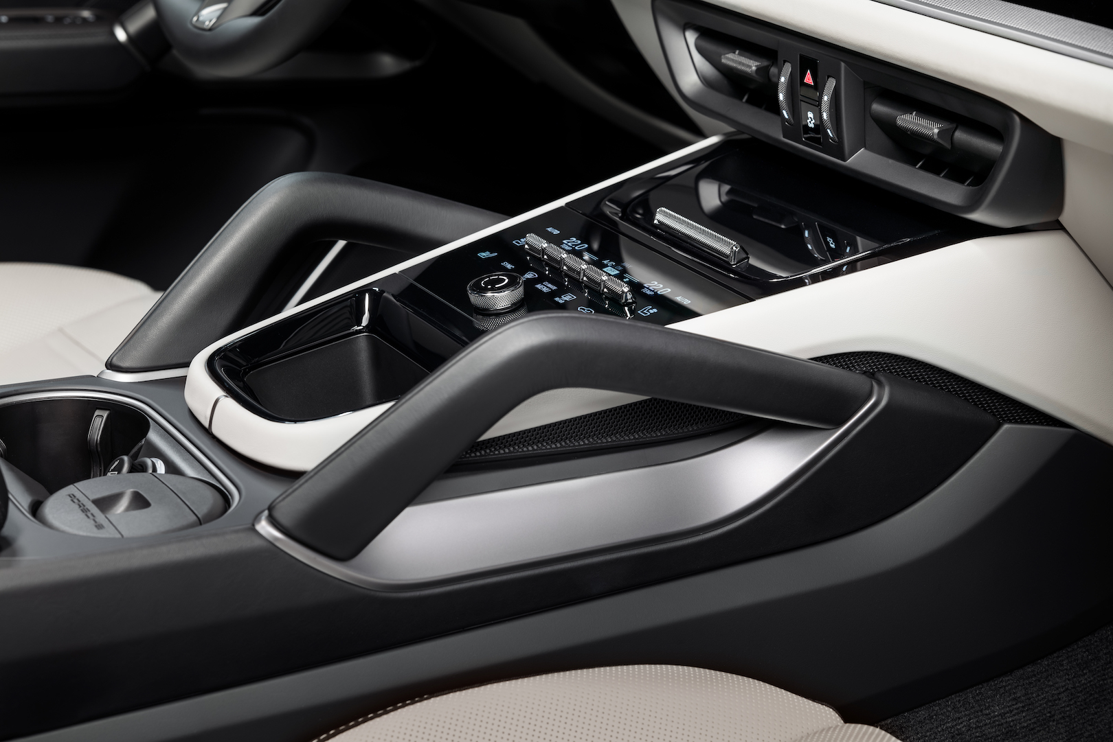 Next-generation Porsche Cayenne center console