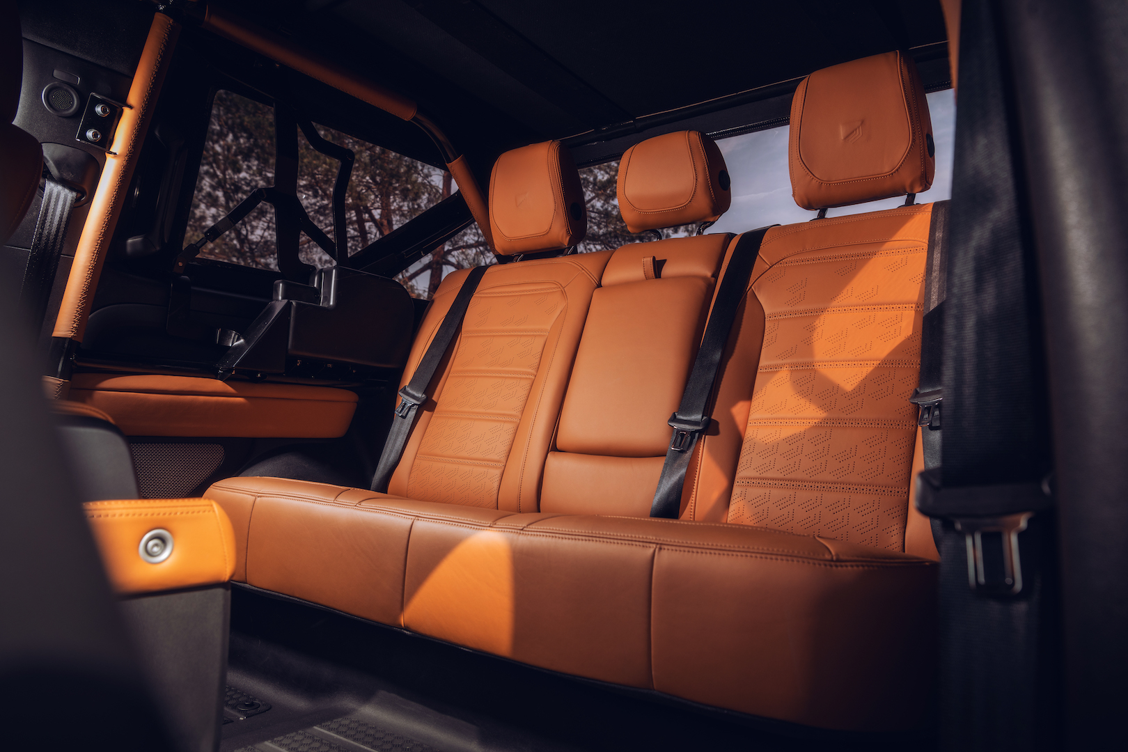 Heritage Customs Valiance Convertible, based on Land Rover Defender 90