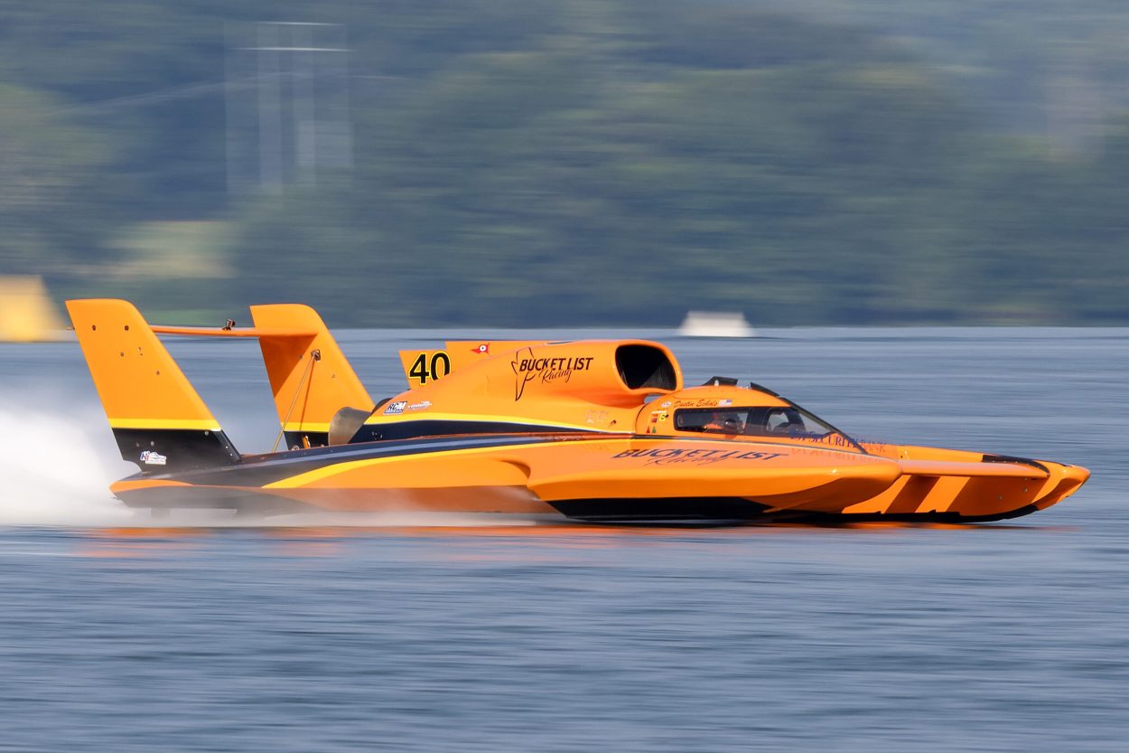Mini Hydroplane Boat Racing Hydroplane Race Boat Does a Full Backflip at 150 MPH, Averts Disaster