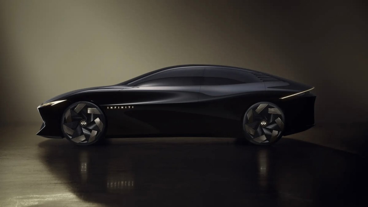 Infiniti Wants to Recapture the Q45's Magic With Its New Qe