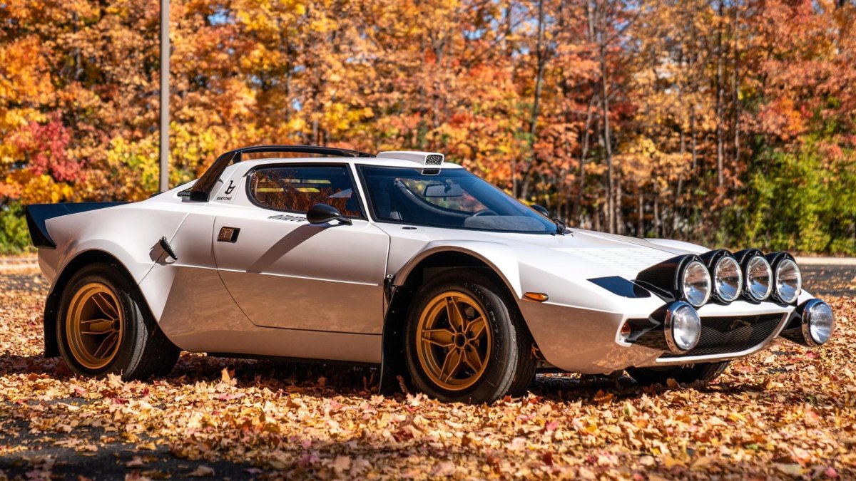 1974 Lancia Stratos Rouge Conduite à gauche in Belgique - A vendre