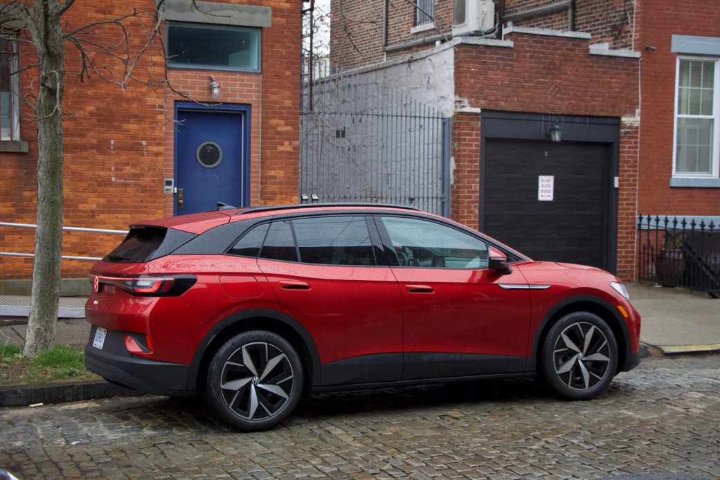  2024 Volkswagen ID.4 Review: A Competent Daily That’s Still Kind of Motiv 