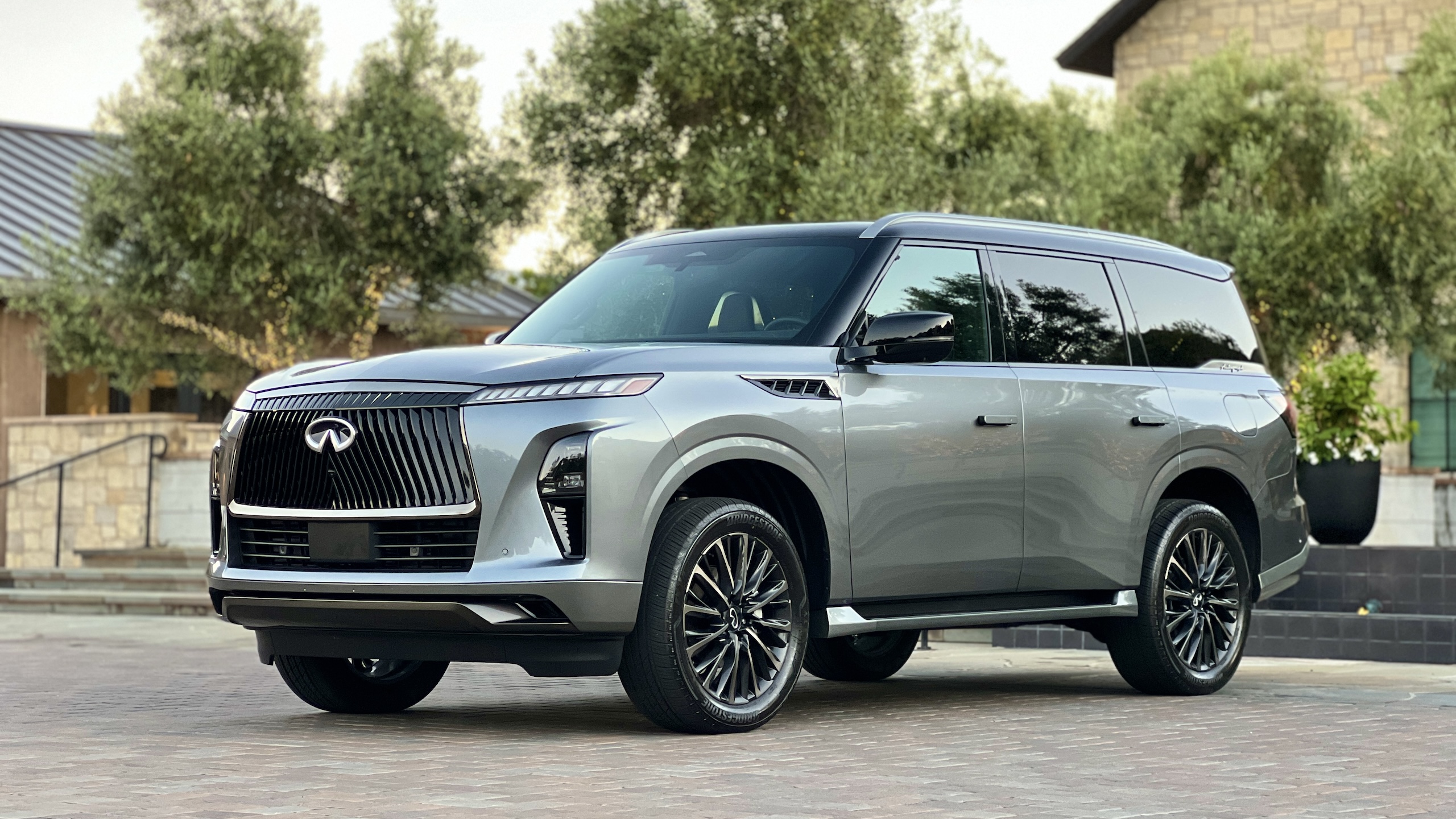 2025 Infiniti QX80 First Drive Review: A Shot at the Moon That
