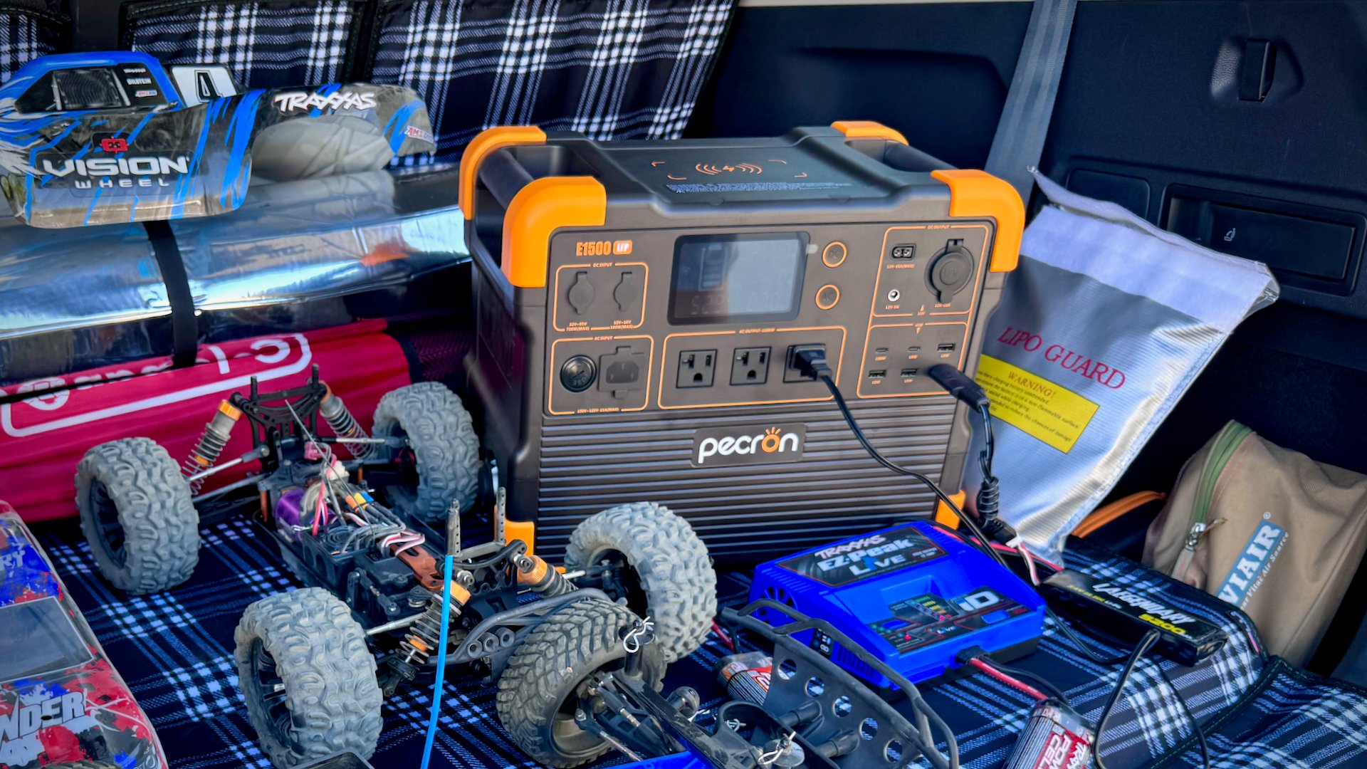Pecron E1500LFP Portable Power Station 1536Wh 2200W LiFePO4 Battery Generator