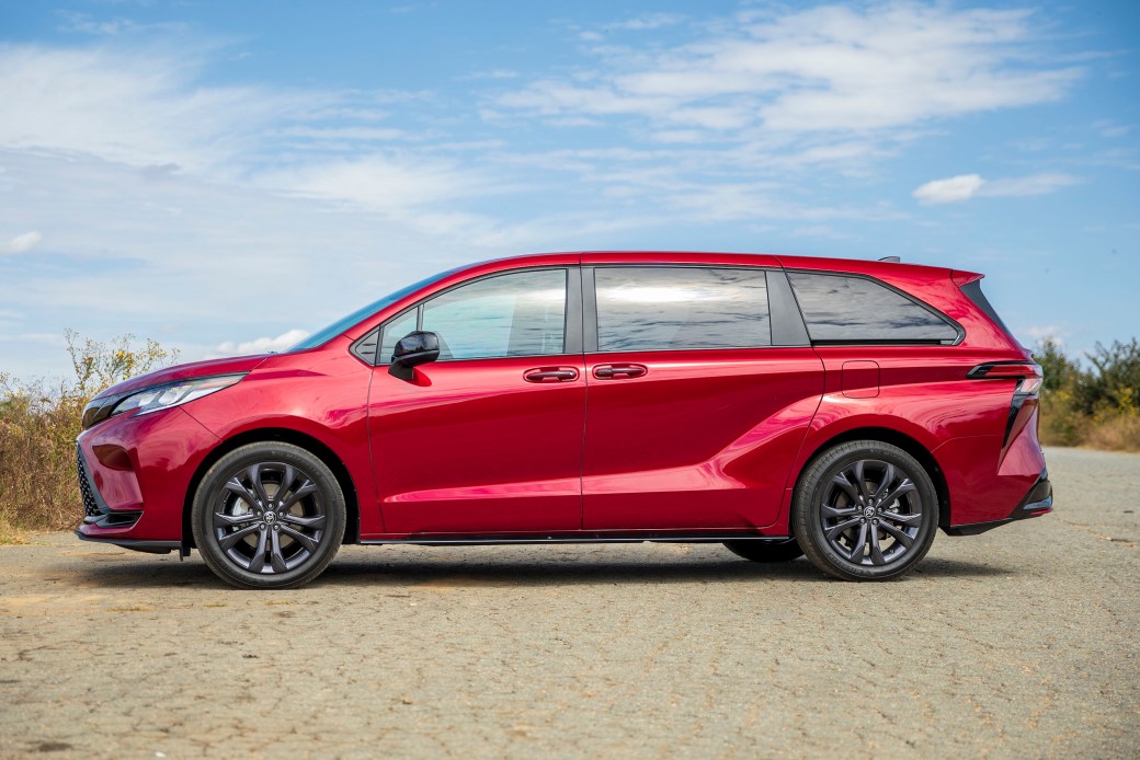 2025 Toyota Sienna Quick Review: The Last Honest Minivan