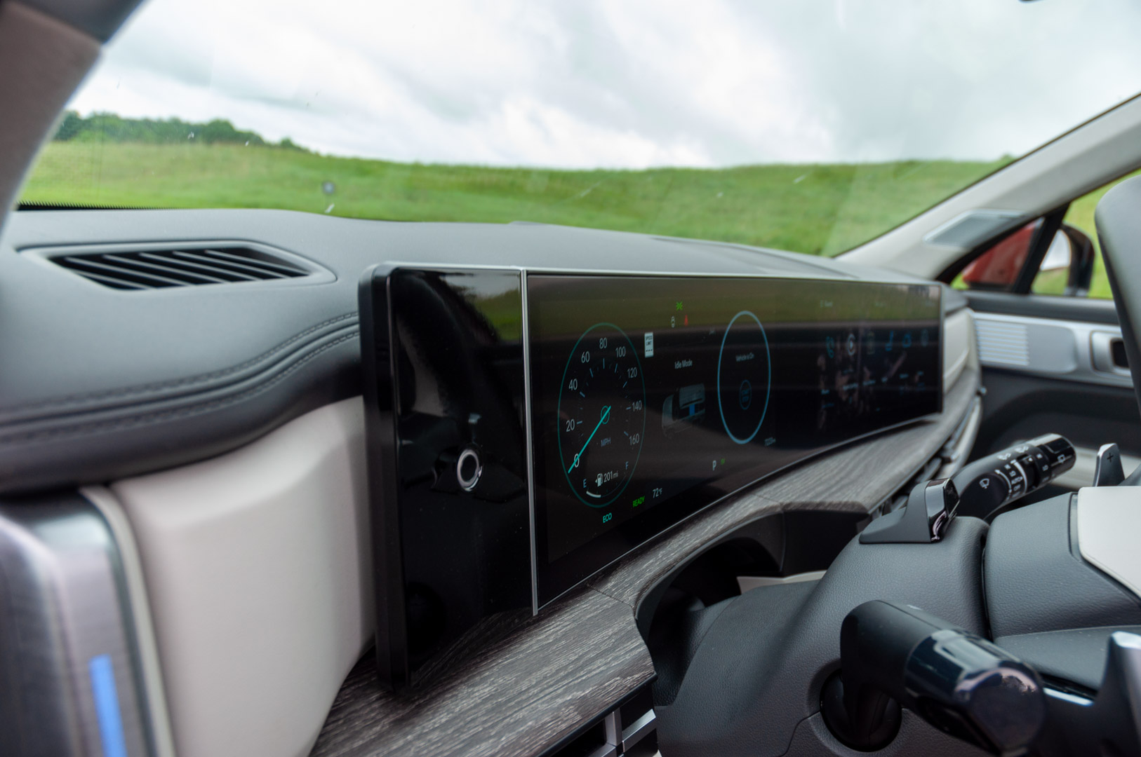 2026 Hyundai Santa Fe Hybrid