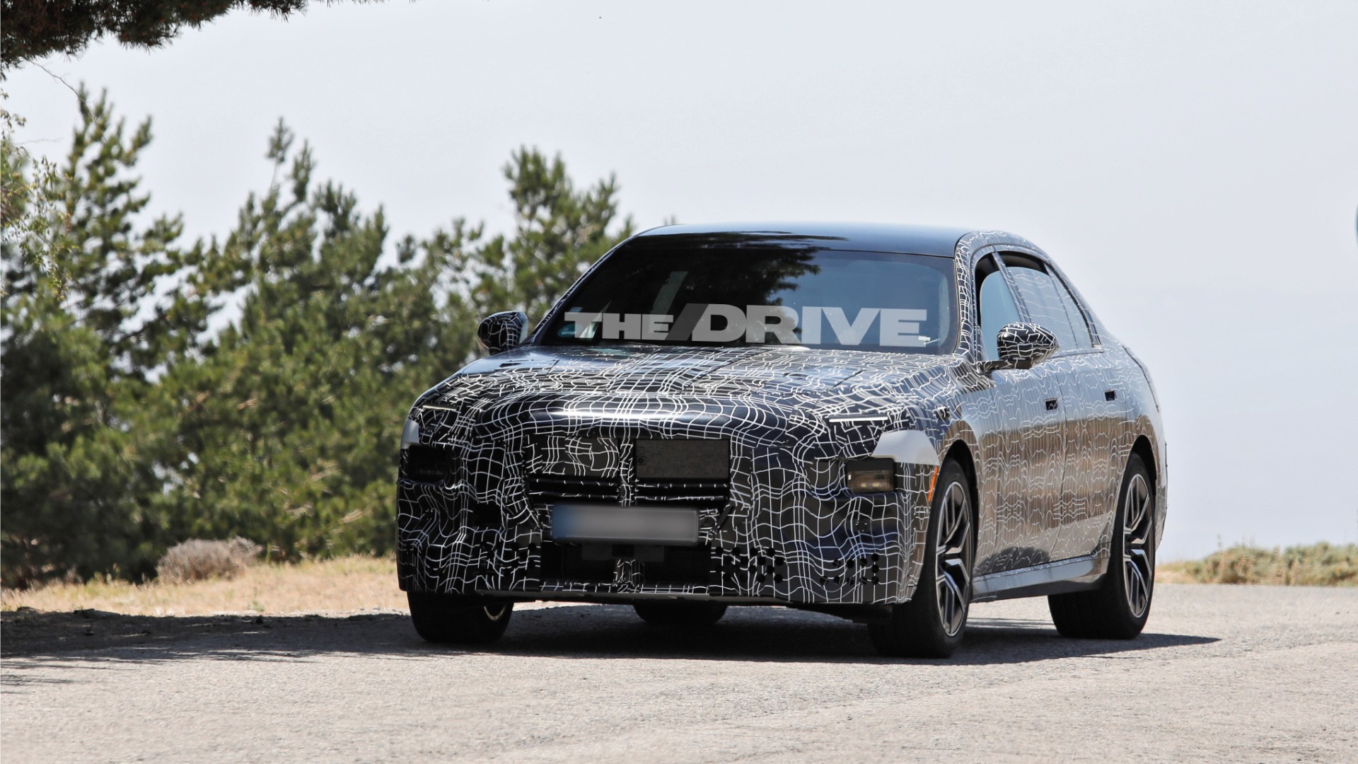 2027 BMW 7 Series Spy Photo