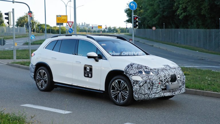 2027 Mercedes-Benz SQS SUV Prototype Spy Photo