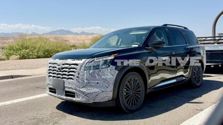 2026 Nissan Pathfinder Spy Photo
