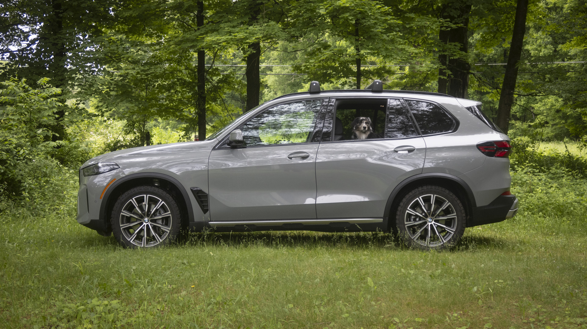 BMW X5 side view.