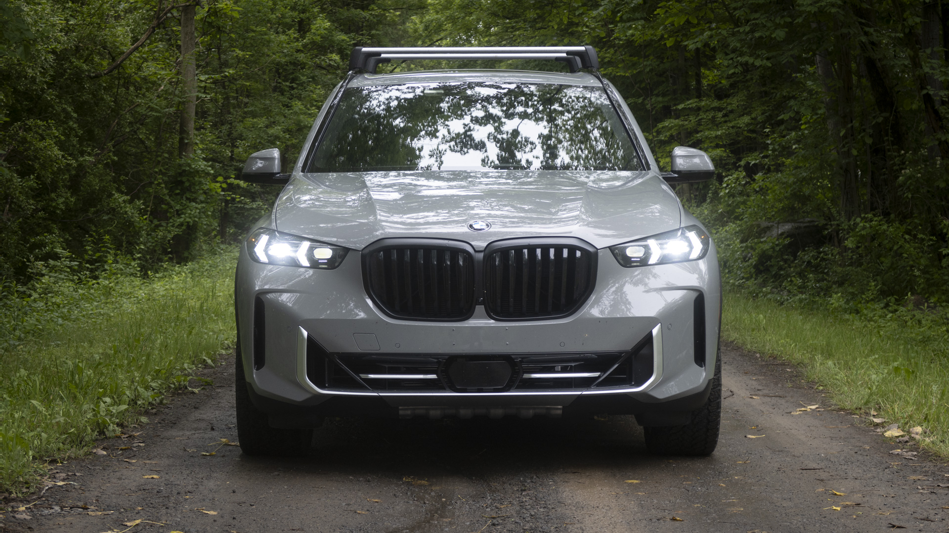 BMW X5 front.