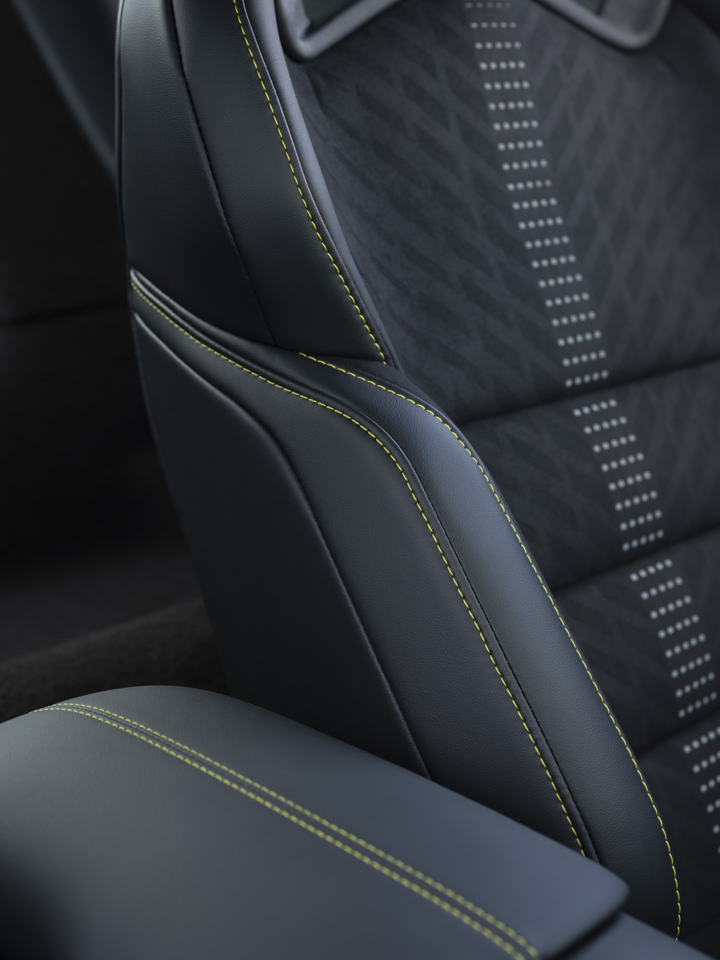 Mustang GTD Liquid Carbon seat.