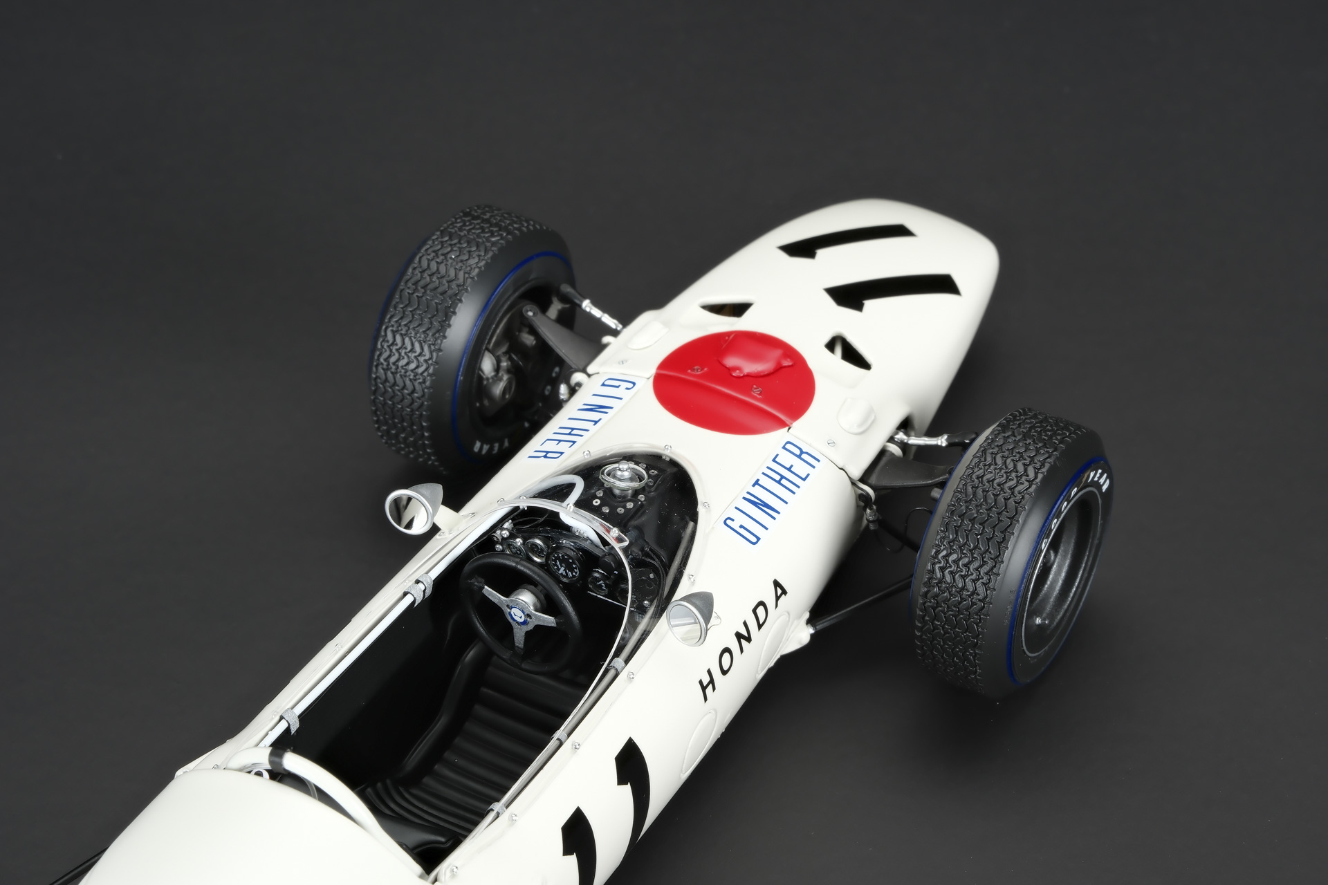 【激レア❣️】HONDA Racing team F1 collection This Honda F1 Model Costs More Than a Real Car