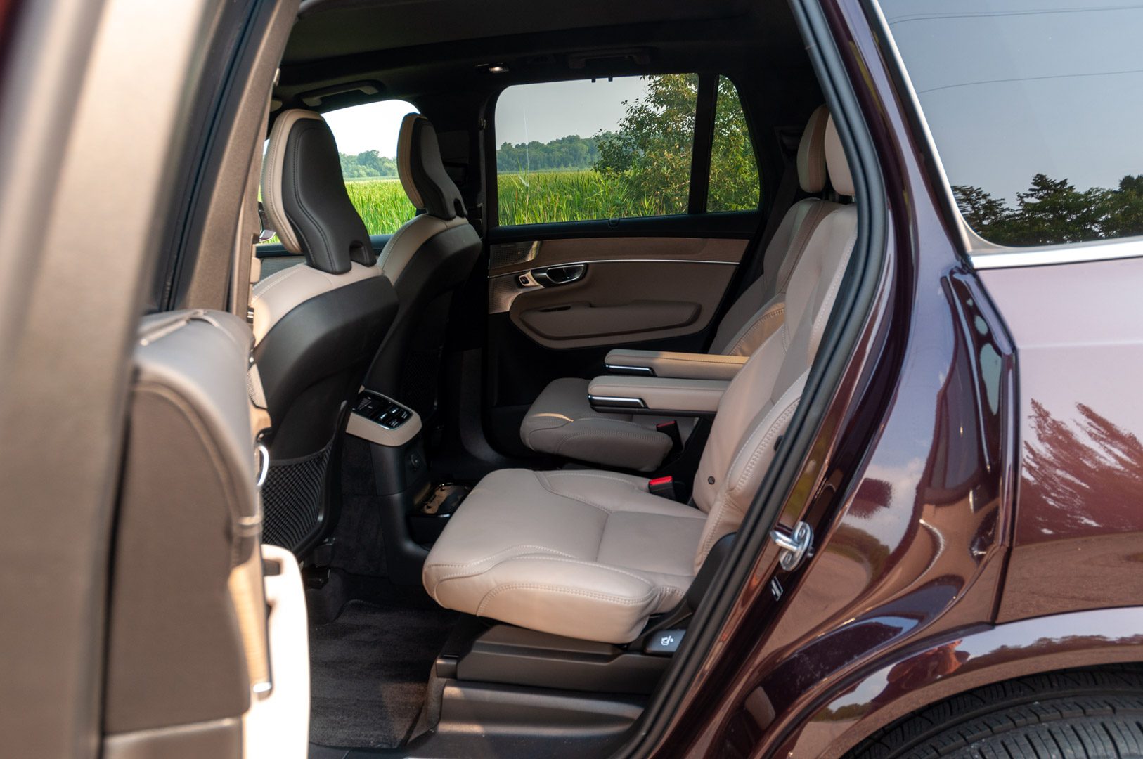 2025.5 Volvo XC90 T8