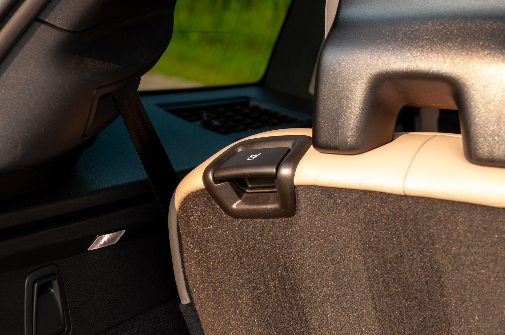 2025.5 Volvo XC90 T8