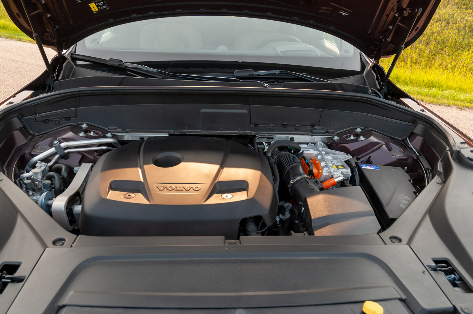 2025.5 Volvo XC90 T8