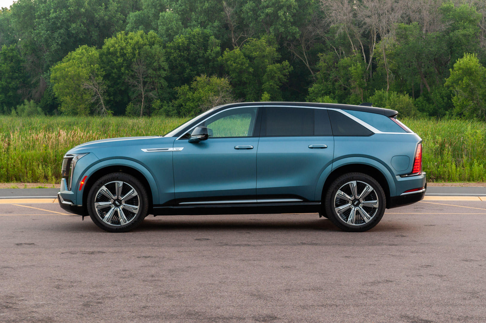 2025 Cadillac Escalade IQ