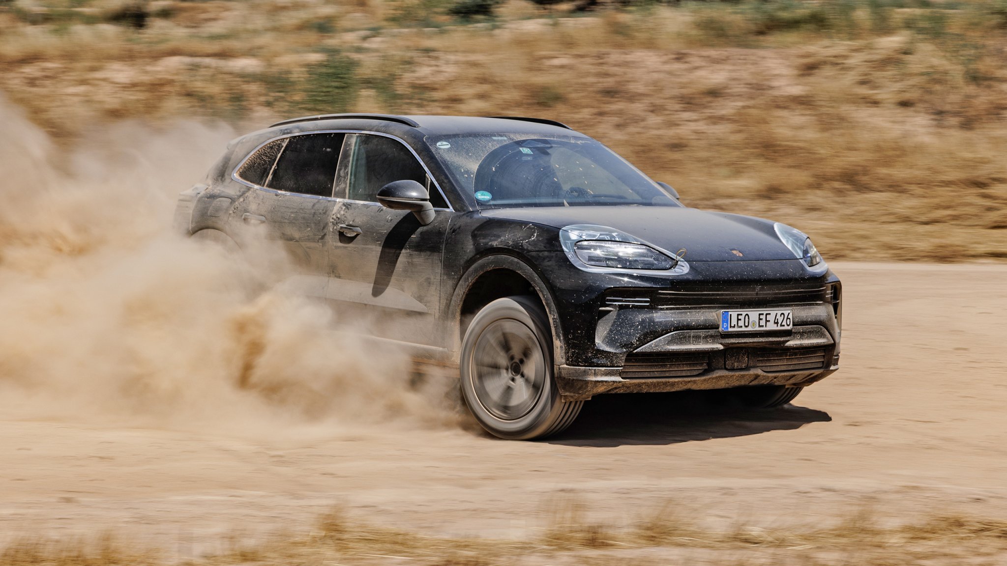 Porsche Cayenne Electric off road drifting