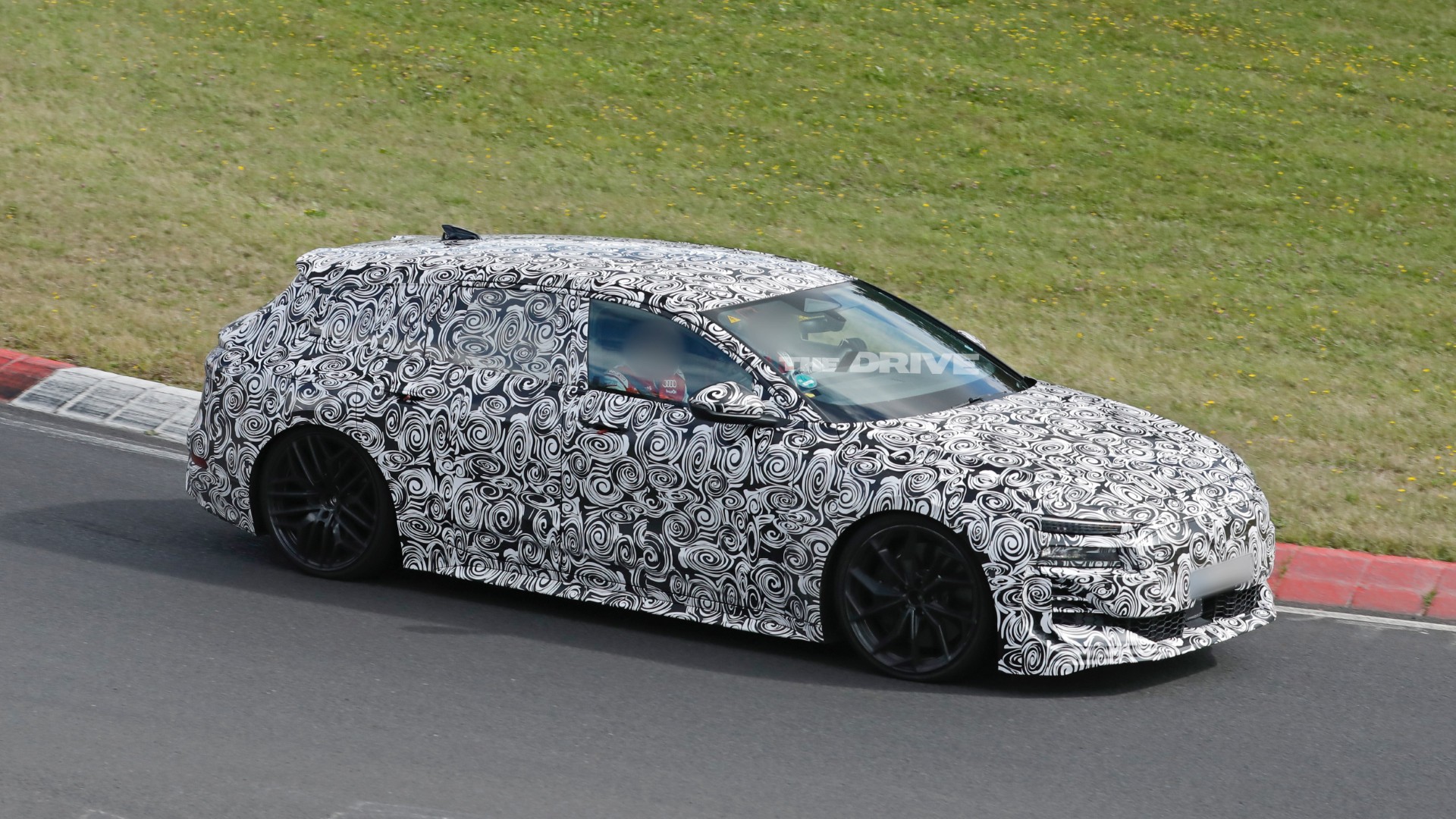 Not Dead? Electric 2027 Audi RS6 E-Tron Caught Testing in Public Not Dead? Electric 2027 Audi RS6 E-Tron Caught Testing in Public