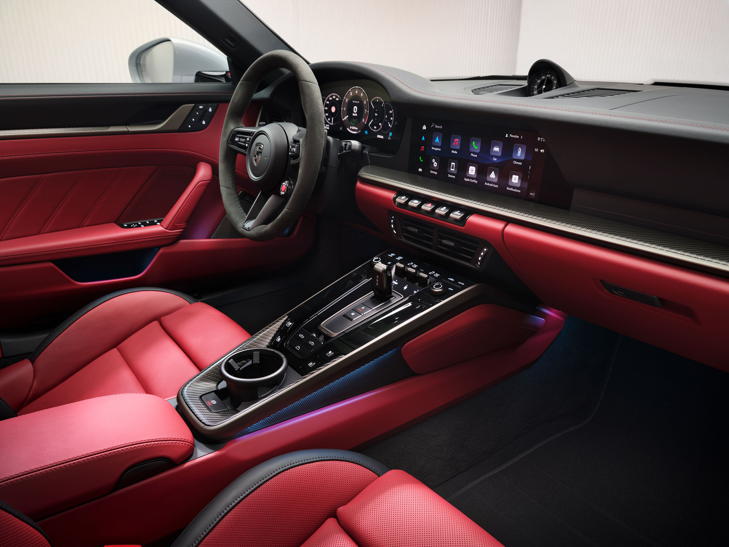 Porsche 911 Turbo S interior