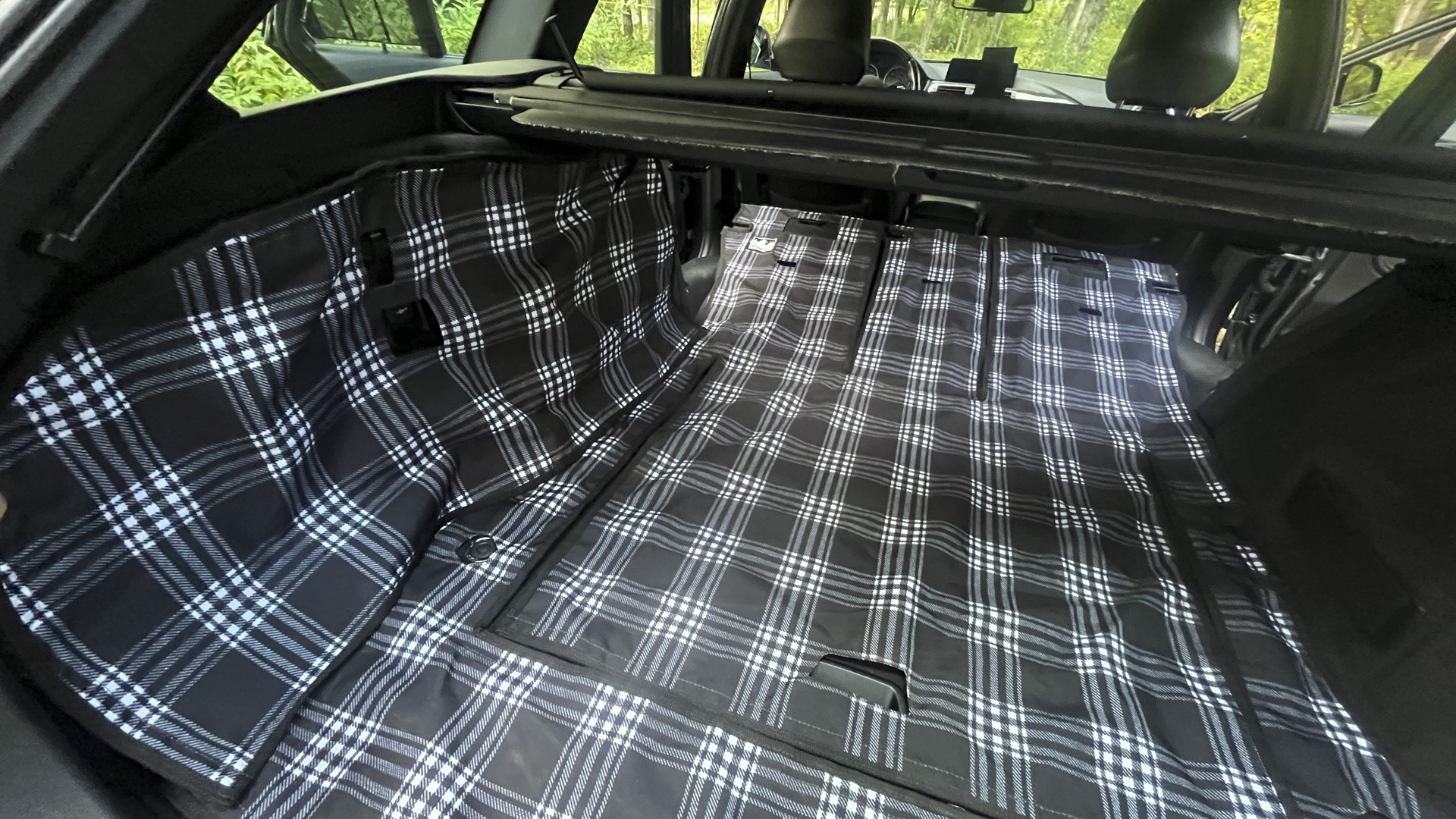 Canvasback cargo liner side covers.