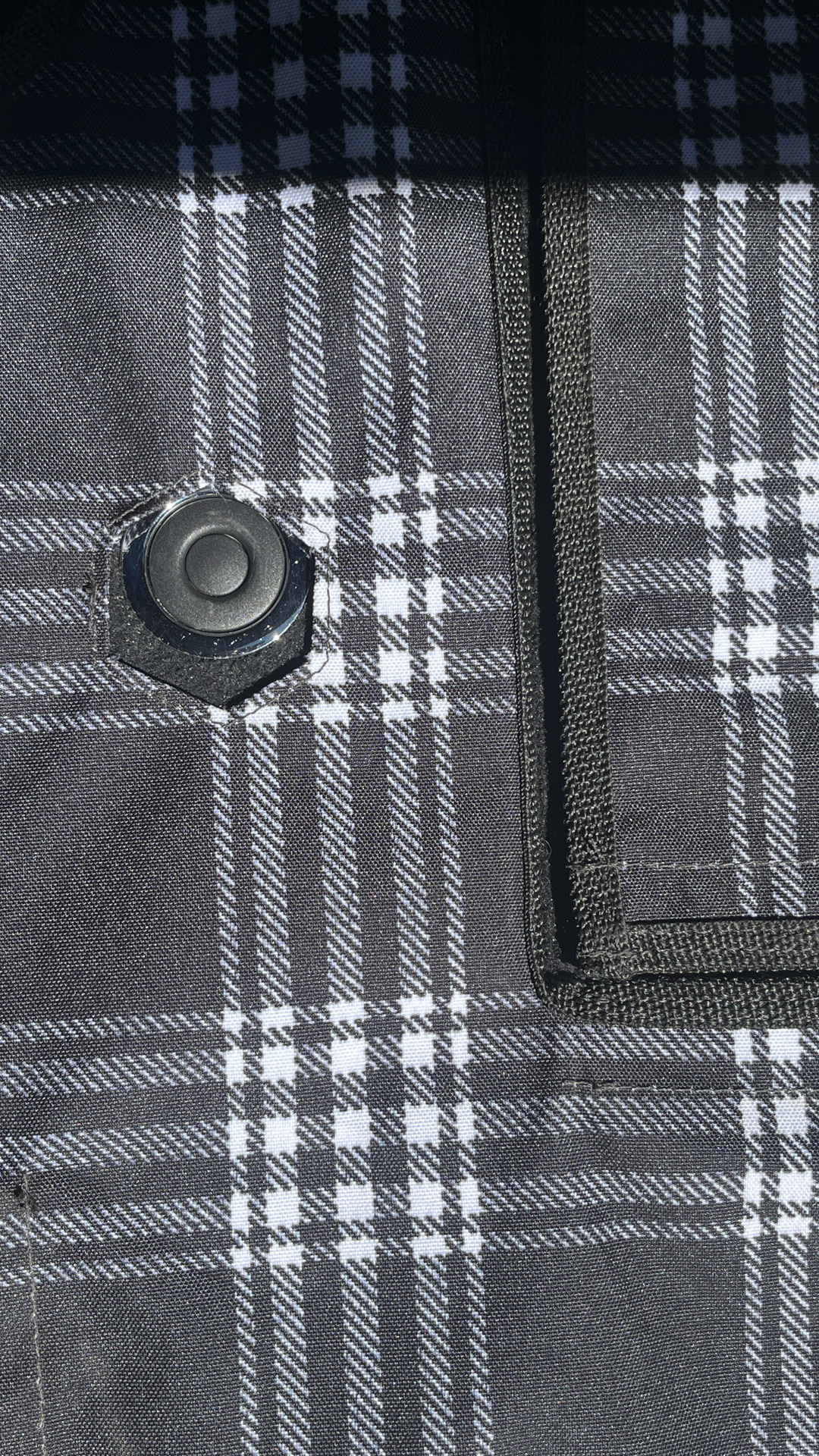 Canvasback cargo liner.