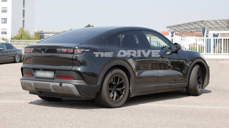 2026 Porsche Cayenne Coupe EV