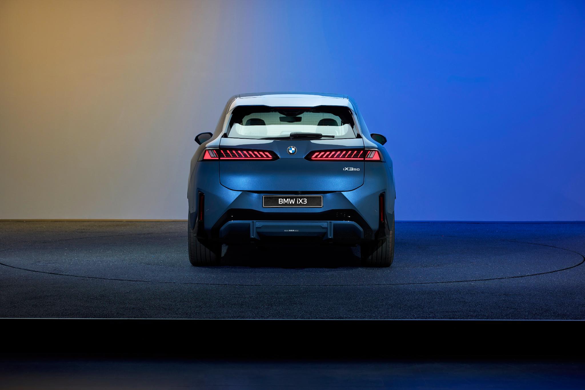 BMW iX3