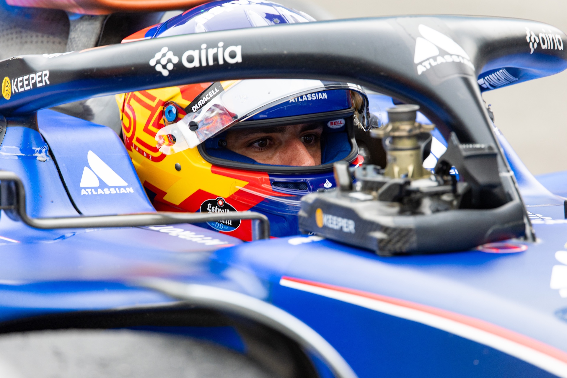 BAKU, AZERBAIJAN - SEPTEMBER 21: Carlos Sainz of Spain driving the (55) Williams FW47 on track during the F1 Grand Prix of Azerbaijan at Baku City Circuit on September 21, 2025 in Baku, Azerbaijan. (Photo by Kym Illman/Getty Images)