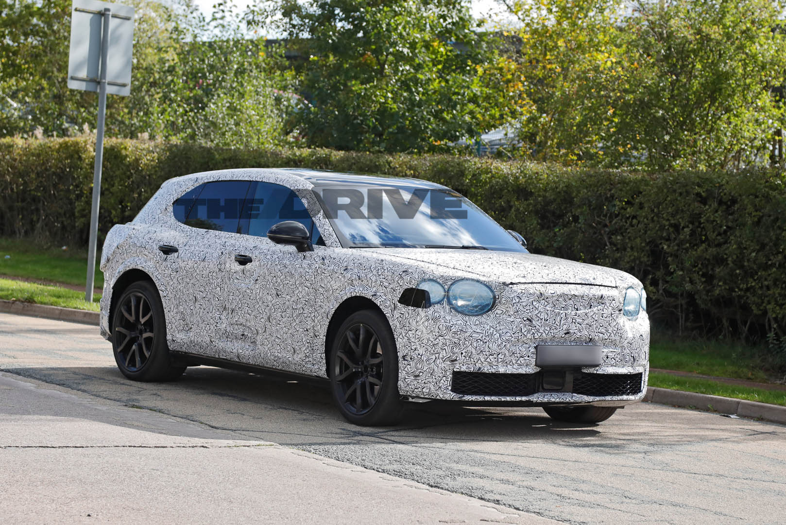 2028 Bentley electric SUV spy shots