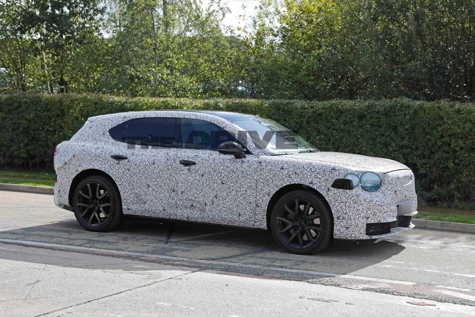 2028 Bentley electric SUV spy shots