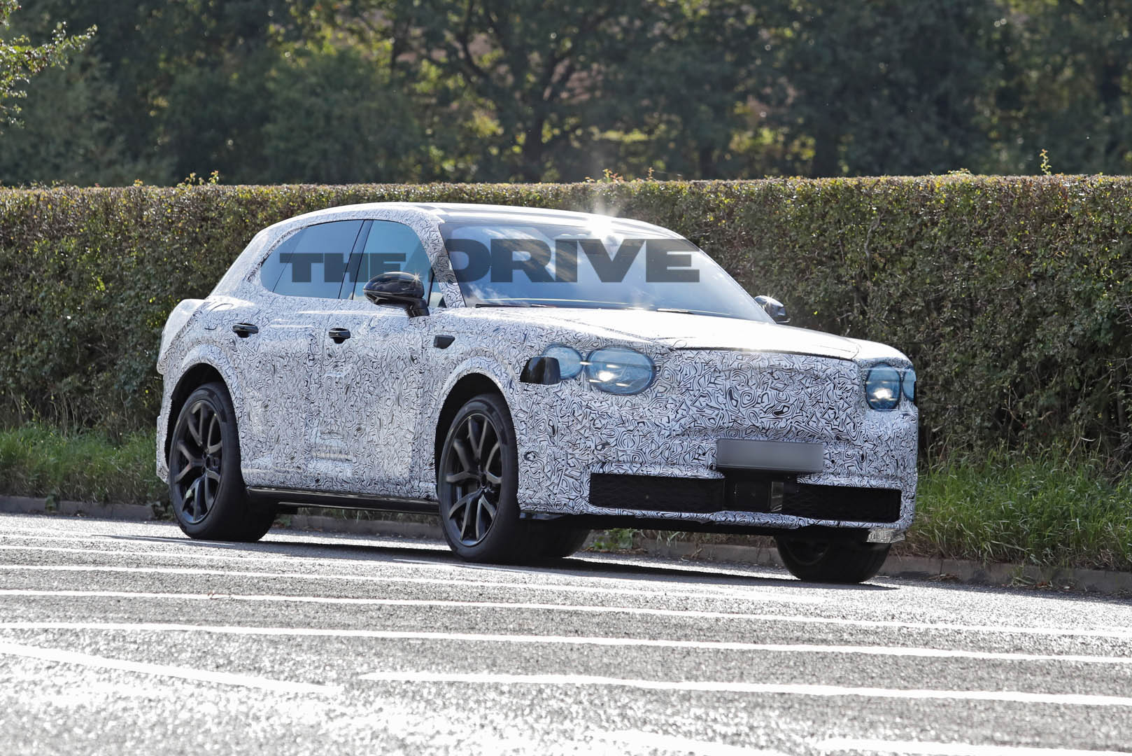 2028 Bentley electric SUV spy shots